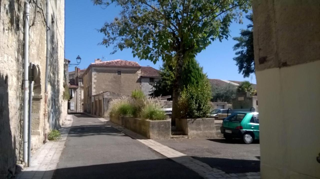 Gite De Claire Lectoure Bagian luar foto